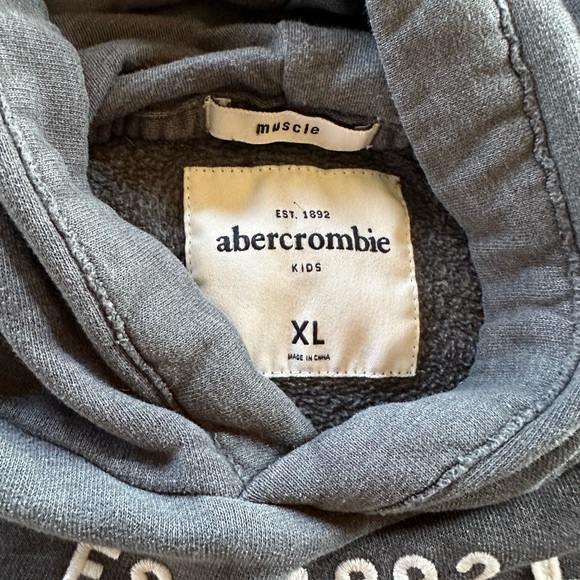 Abercrombie kids, distressed muscle sweatshirt. - Picture 2 of 3